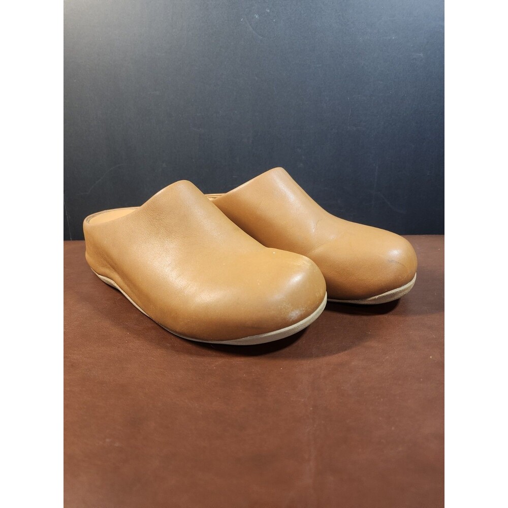 FitFlop Shuv Leather Clogs tan 7.5 excellent condition